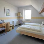 Lechstedter Obstweinschaenke فندق