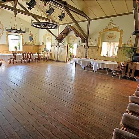 Otel Lechstedter Obstweinschaenke 3*