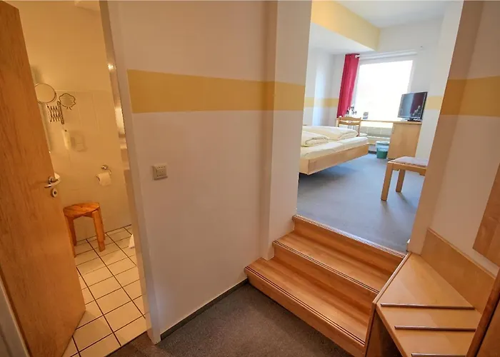 Lechstedter Obstweinschaenke Hotel 3*